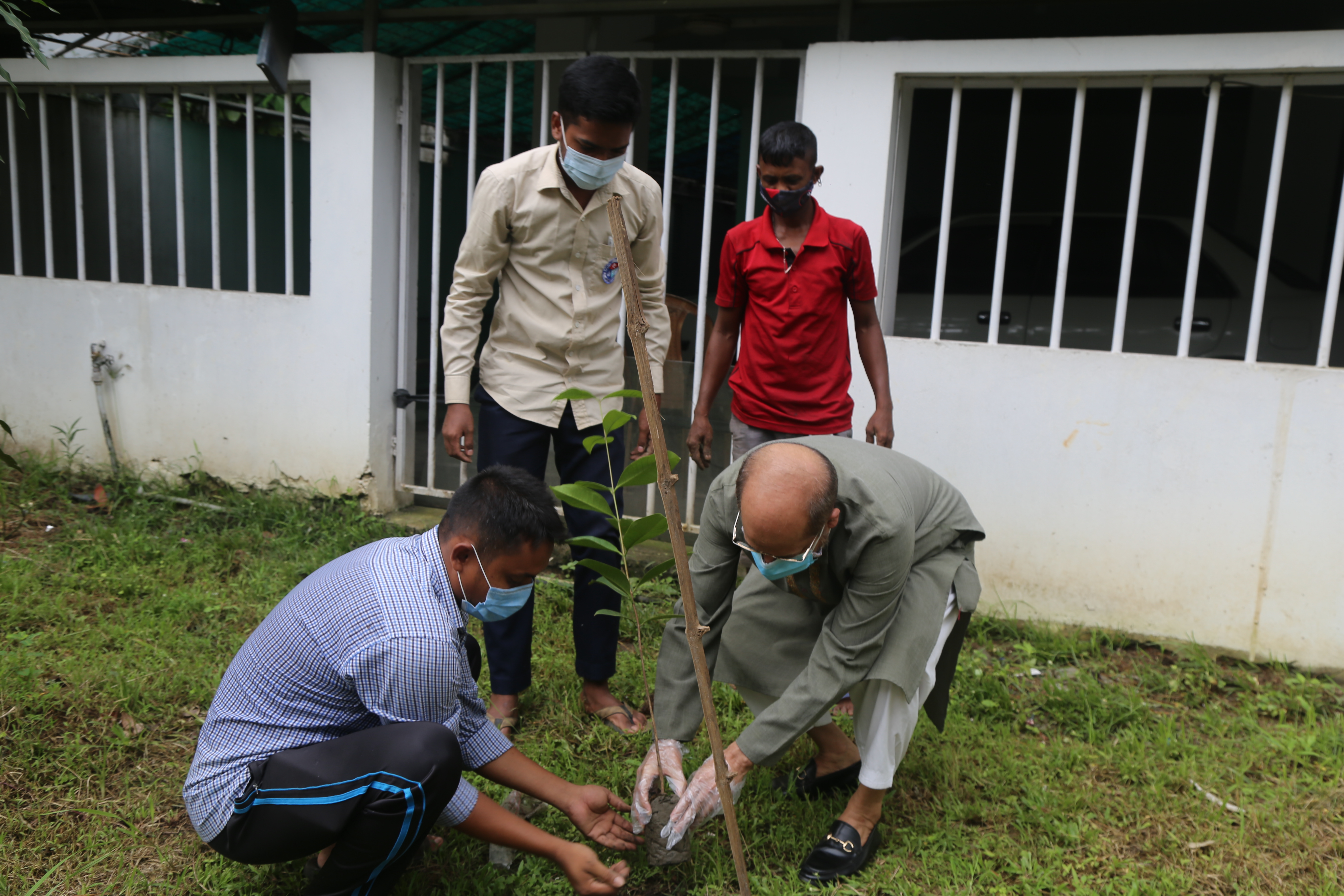 Tree being planted by Vice President BDP 